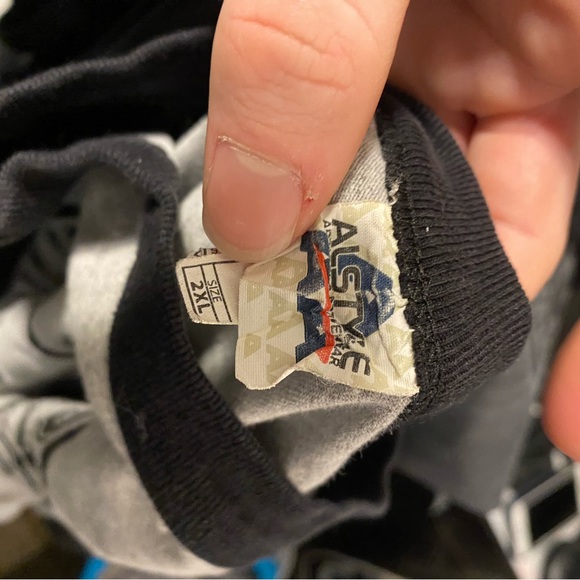 Band t shirt satanic graphic. 2XL - Picture 2 of 3